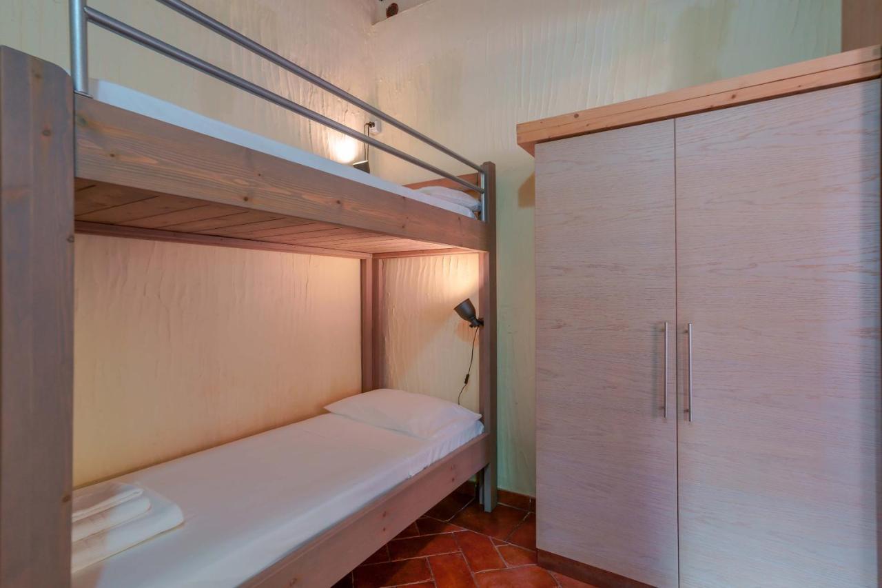 Cedri 14 Guest House Капитана Екстериор снимка