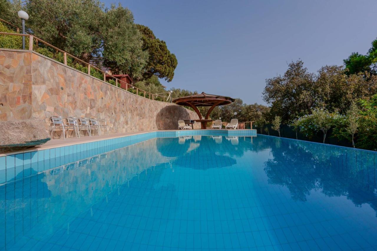 Cedri 14 Guest House Капитана Екстериор снимка